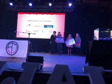 Presentada por el periodista Álvaro Fernández