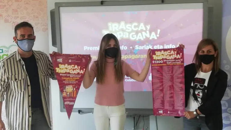 Se repartirán 1.000 mochilas y 100 bolsas de la compra