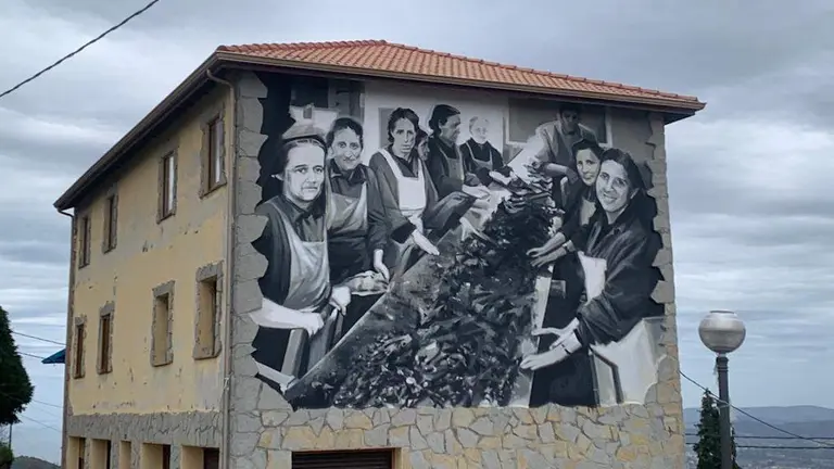 murales-mujeres-larreineta